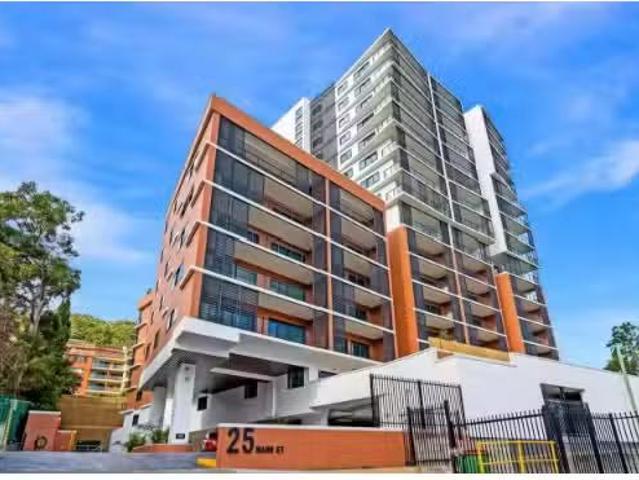 Nice 2 BR 402/25 Mann Street, GOSFORD House for rent Listed b.