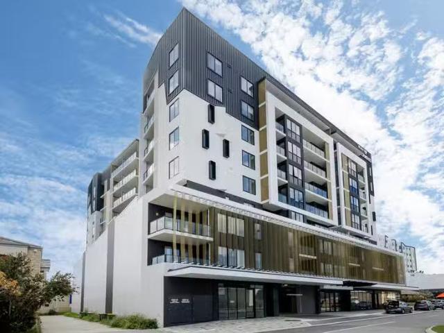 Deal! 2 BR 407/14 Leila Street, Cannington, WA 6107