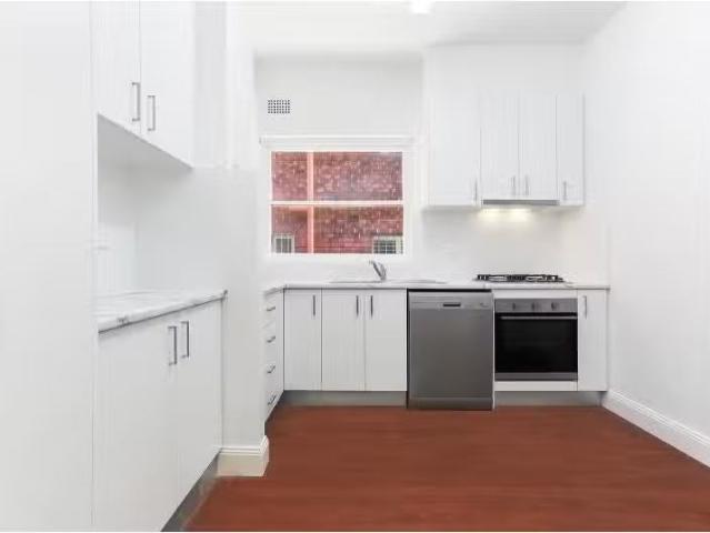 Rental! 2 BR 4/125 Old South Head Road, Bondi Junction Apartme.