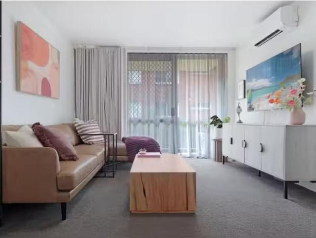 Deal! 2 BR 4/146 Teralba Road, Adamstown Apartment for rent L.