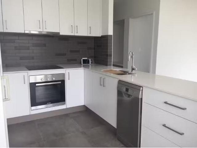 New 2 BR 43/1 Bourke Street, North Perth Apartment for rent L.