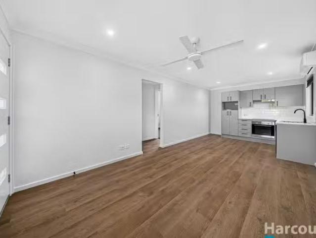 Unique 2 BR 47a Seventh Street, Weston, NSW 2326 House for R.