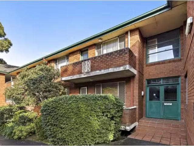 Nice 2 BR 4/44 Virginia Street, Rosehill Apartment for rent L.
