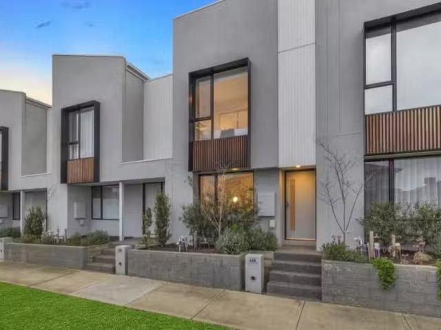 Cozy 2 BR 44B Encore Boulevard, Cranbourne South, VIC 3977 T.