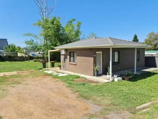 Rental! 2 BR 459A Cabramatta Road West, Cabramatta West, NSW 2.