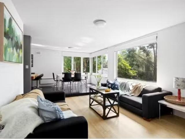 Unique 2 BR 4/5 Stowell Avenue, Battery Point Apartment for re.