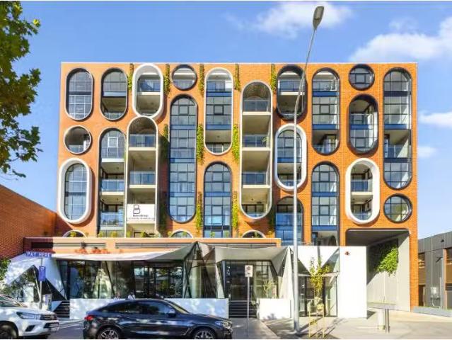Just in! 2 BR 503/16 Lonsdale Street, Braddon Apartment for re.