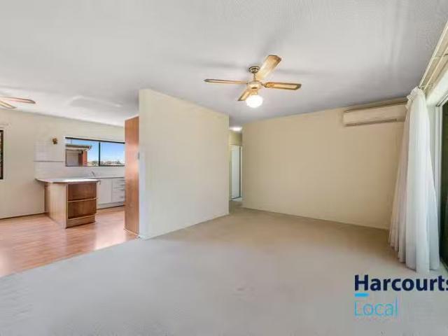 Nice 2 BR 5/1 Adelaide Street, CLAYFIELD, QLD 4011 Apartment.