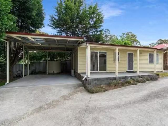 Cheap 2 BR 5A Biggera Street, Braemar, NSW 2575