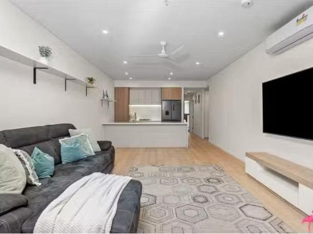 For Rent! 2 BR 612/4 Kiln Road, Kirrawee Apartment for rent L.