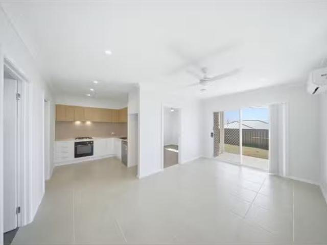 For Rent! 2 BR 6a Formation Road, GILLIESTON HEIGHTS Apartment.