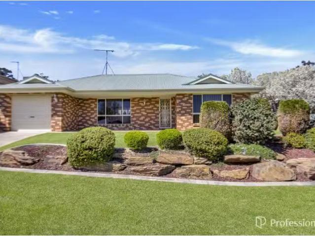 Cozy 2 BR 73 Brooklyn Drive, Bourkelands House for rent Liste.