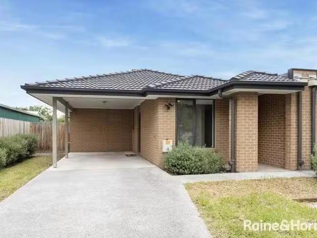 Unique 2 BR 71A Melon Street, Braybrook, VIC 3019