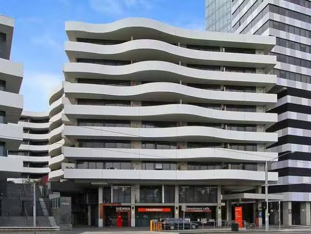 Nice 2 BR 832/38 Mount Alexander Road, Travancore, VIC 3032