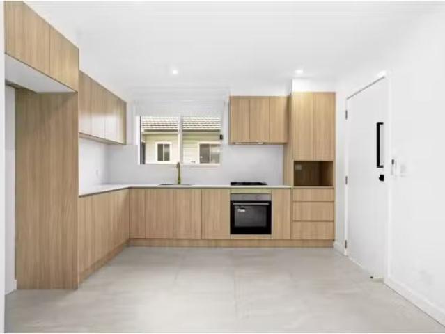 Rental! 2 BR 8A Rutherford Street, BLACKTOWN Apartment for ren.