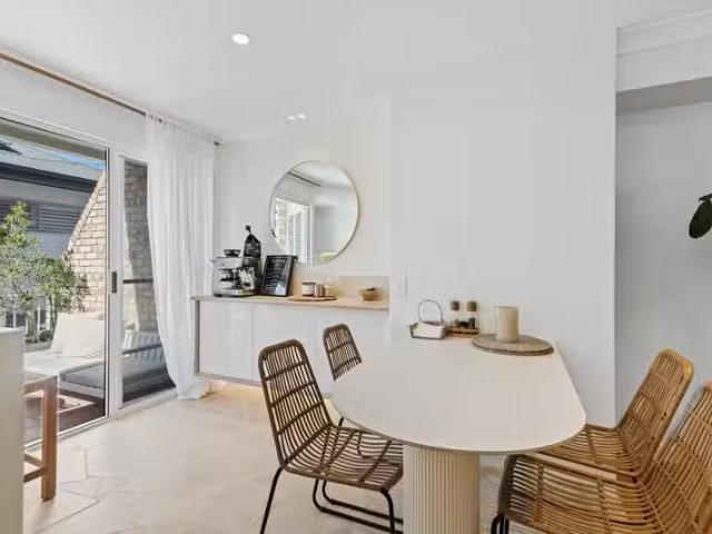Unique 2 BR 9/33 37 Cronulla Avenue, Mermaid Beach, QLD 4218.