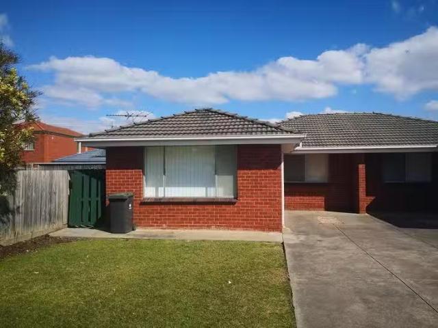 Rental! 2 BR 1/10 12 Florence Avenue, Clayton, VIC 3168
