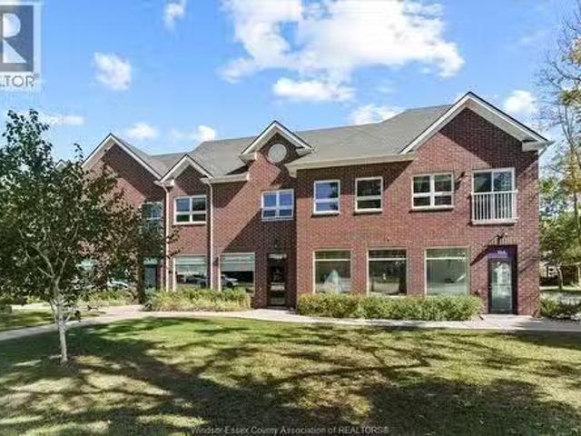 For Rent! 2 BR 111 Sandwich Street South Unit# 201, Amherstbur.