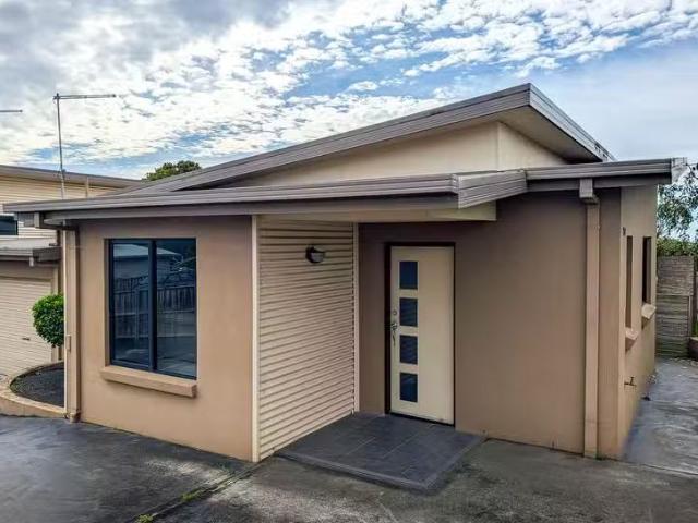 For Rent! 2 BR 1/142 Middle Road, MIANDETTA, TAS 7310 House.