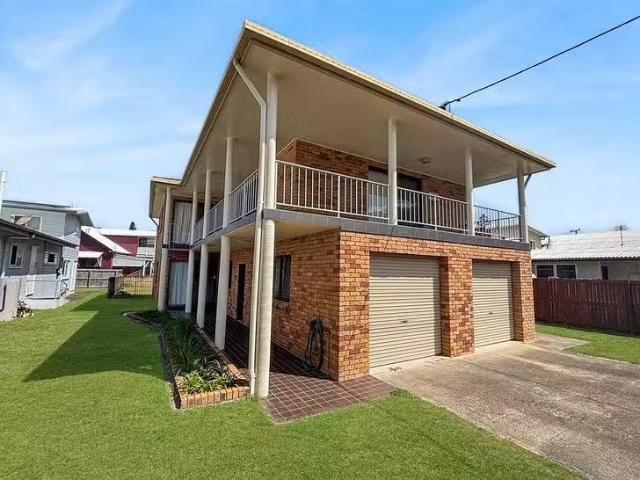 Cozy 2 BR 1/14 Hume Parade, Currimundi, QLD 4551