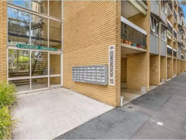 Just in! 2 BR 11/6 Edmondson Street, Campbell Apartment for re.