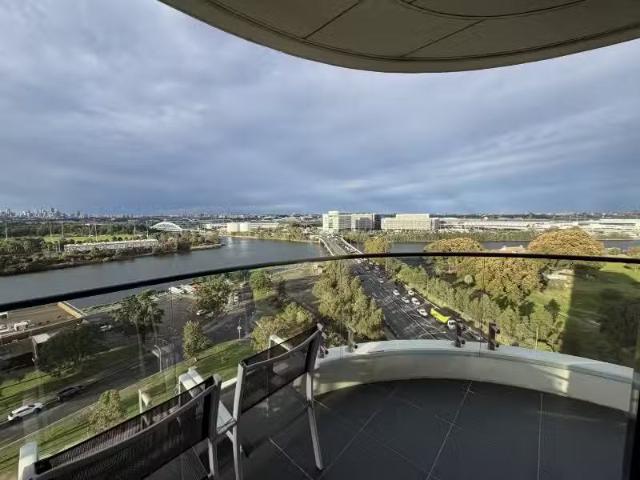 Charming 2 BR 1205/26 Levey Street, WOLLI CREEK Apartment for.