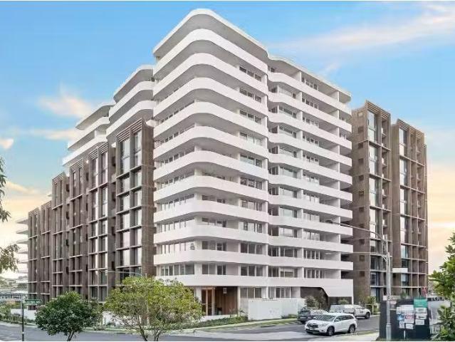Charming 2 BR 1208/21 Spurway Drive, Norwest Apartment for ren.