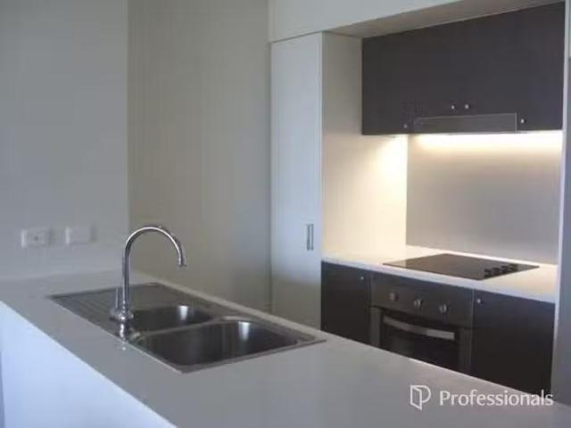 Cozy 2 BR 124/60 Glenlyon Street, Gladstone Central, QLD 4680