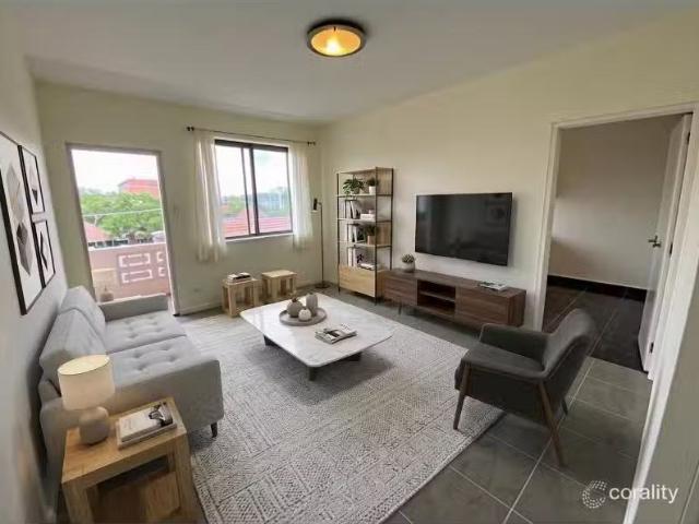 Just in! 2 BR 12/9 11 Dulwich Street, Dulwich Hill Apartment f.