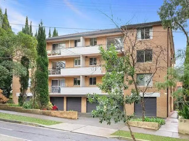 Rental! 2 BR 13/19 Francis Street, Naremburn, NSW 2065