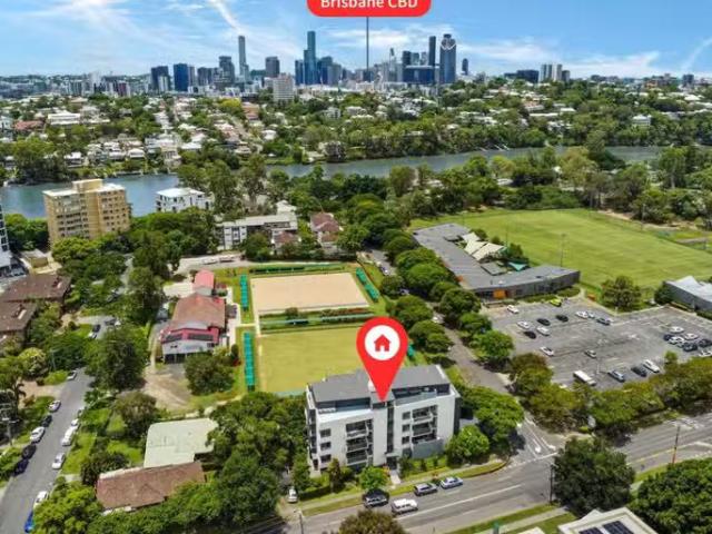 Charming 2 BR 1/320 Sir Fred Schonell Drive, ST LUCIA, QLD 406.