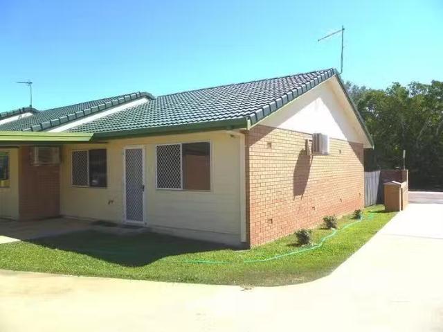 For Rent! 2 BR 13/30 Hackett Terrace, Richmond Hill, QLD 4820