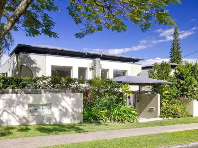 Cheap 2 BR 1/33 Katharina Street, NOOSA HEADS, QLD 4567 Apar.