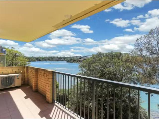 For Rent! 2 BR 14/19 Bortfield Drive, Chiswick Apartment for r.