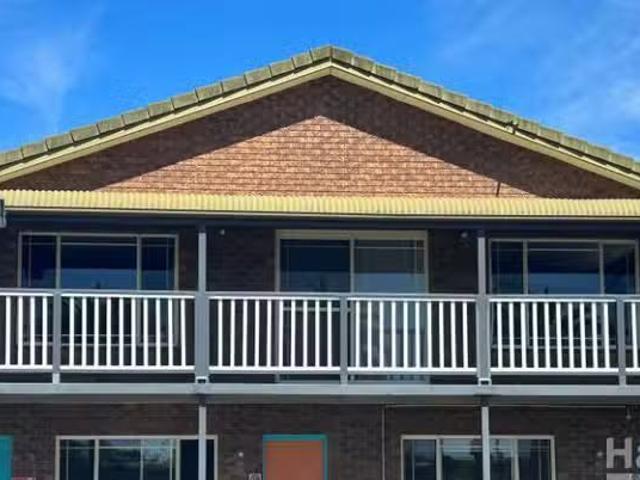 Cheap 2 BR 1/45 Wallace Street, Wauchope, NSW 2446 Apartment.