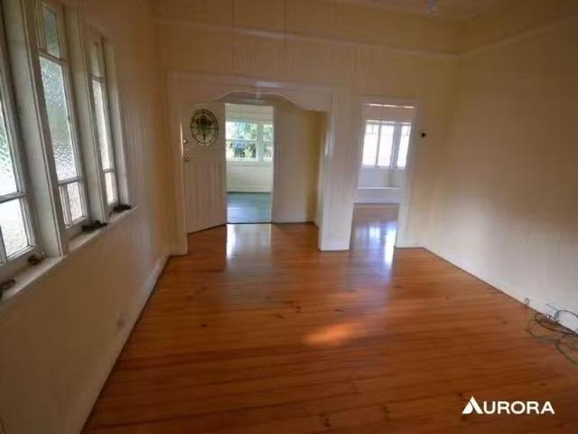 New 2 BR 169 Baines Street, Kangaroo Point House for rent Lis.