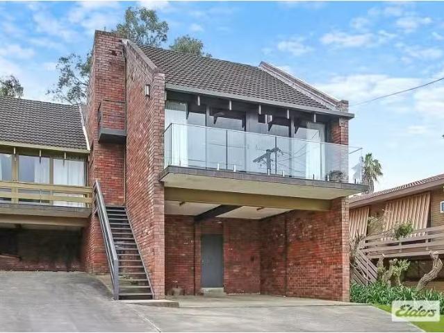 For Rent! 2 BR 1/768 Riverview Terrace, Albury Townhouse for r.