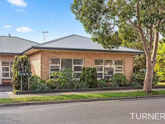 Just in! 2 BR 1/8 Weaver Avenue, Richmond, SA 5033