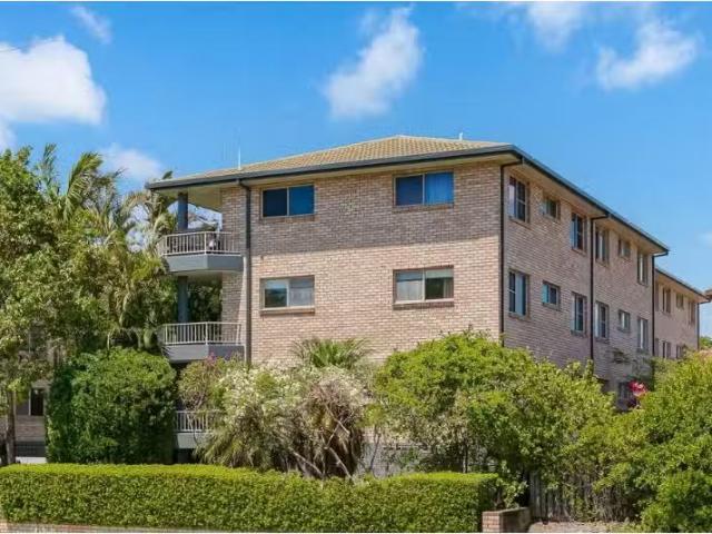 Charming 2 BR 1/90 92 Kennedy Drive, TWEED HEADS WEST Apartmen.