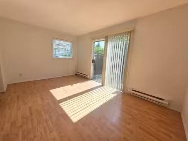 For Rent! 2 BR 1 9495 Hazel Street, Chilliwack, BC, V2P 5M9.