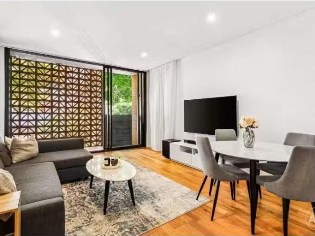 New 2 BR 202/2 24 Mitchell Road, Alexandria Apartment for rent.