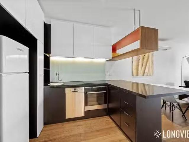 For Rent! 2 BR 211/123 Pelham Street, Carlton, VIC 3053