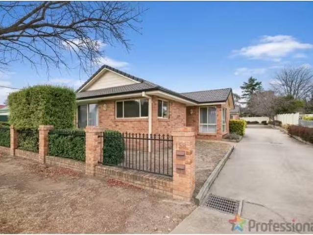 Nice 2 BR 2/158 Barney Street, Armidale Apartment for rent Li.