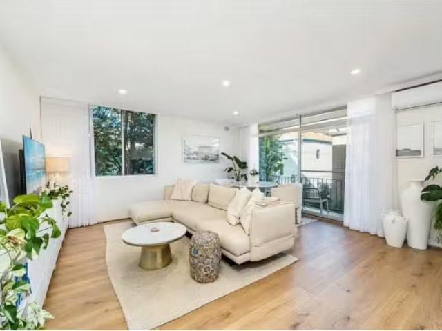 Deal! 2 BR 2/15 Queen Street, Mosman Apartment for rent Liste.