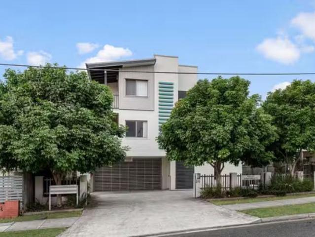 Deal! 2 BR 2/25 Kelso Street, Chermside, QLD 4032 Unit for R.