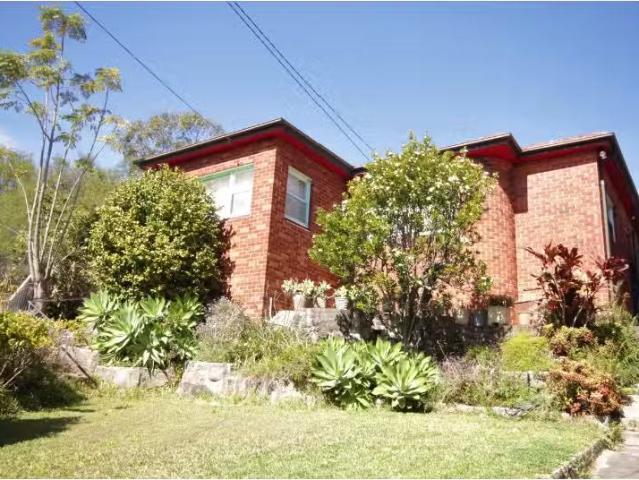Cozy 2 BR 25 Finlays Ave, Earlwood House for rent Listed by R.