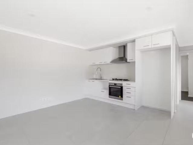 Rental! 2 BR 26A Carbine Street, Menangle Park House for rent.