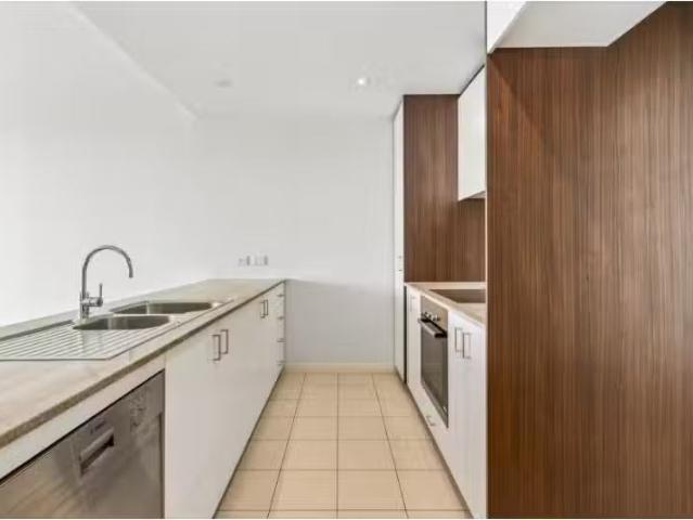 Rental! 2 BR 283/1 Mouat Street, LYNEHAM Apartment for rent L.