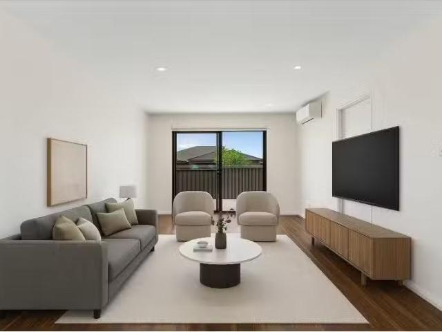 Just in! 2 BR 28/40 Trevor Gibson Way, TAYLOR Apartment for re.