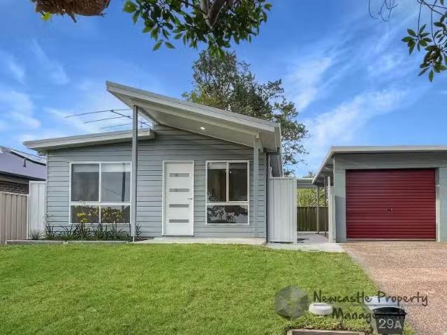 Cheap 2 BR 29A Prospect Road, Garden Suburb House for rent Li.